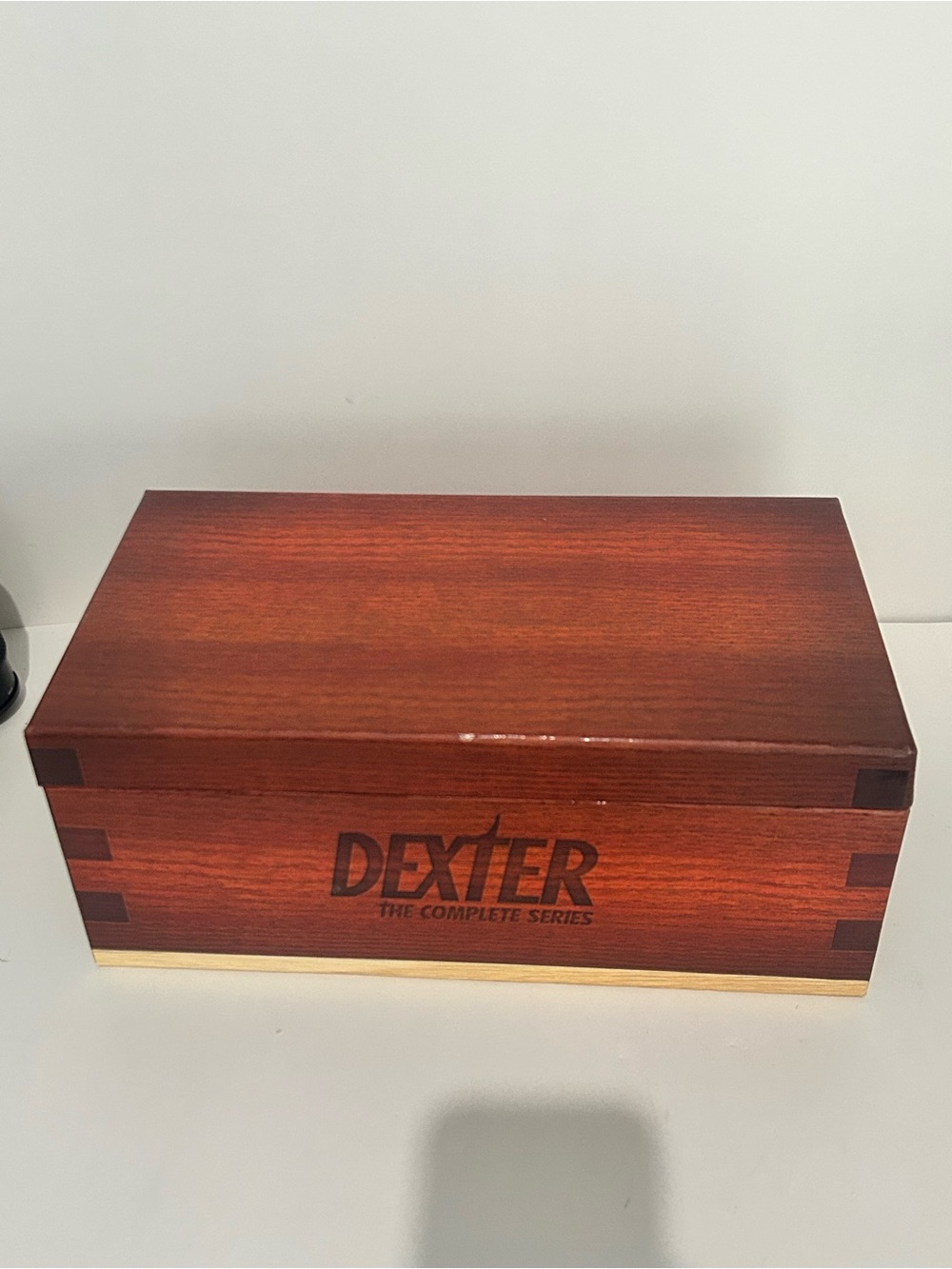 Dexter DVD Set Box – Chestnut Brown with Gold Trim empty